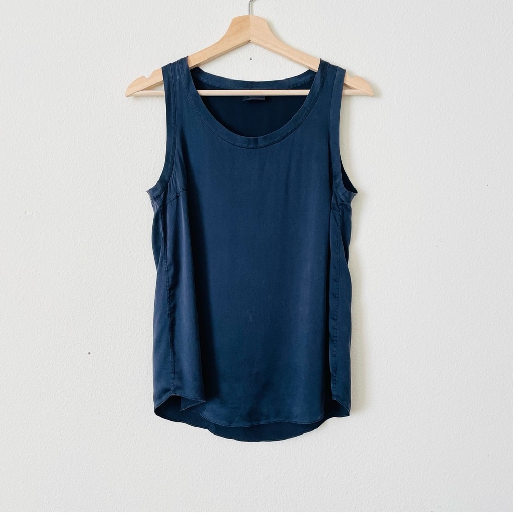 Brunello Cucinelli MEDIUM Women’s washed navy silk tank top